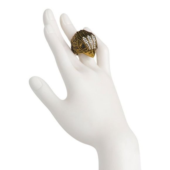 Kurt Geiger London Ring Signature Eagle Crest Pearl Cocktail Ring - Picture 4 of 13